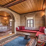 Museum - Relais & Chateaux 3*