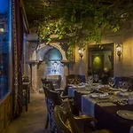 Museum - Relais & Chateaux Hotell 3*