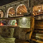 Museum - Relais & Chateaux Отель Учисар