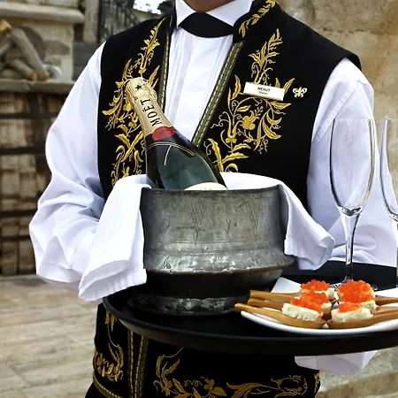 Museum - Relais & Chateaux 3*